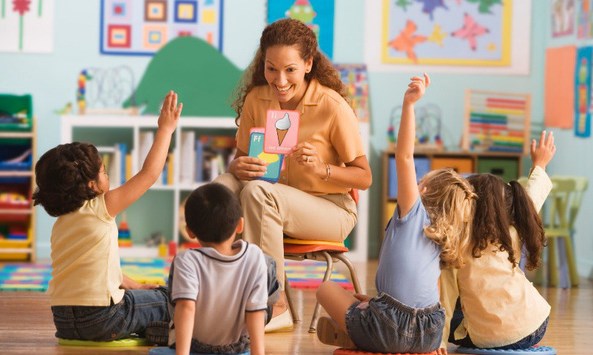 Kiện trường mẫu giáo vì dạy con biết chữ: Chuyện ngược đời cảm động của bà mẹ Mỹ bất kỳ phụ huynh nào cũng nên đọc